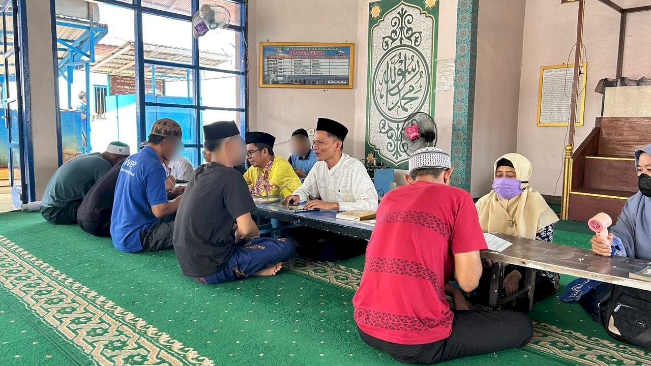 Belajar Bertahap, Warga Binaan Rutan Marabahan Tingkatkan Kemampuan Baca Al-Qur’an