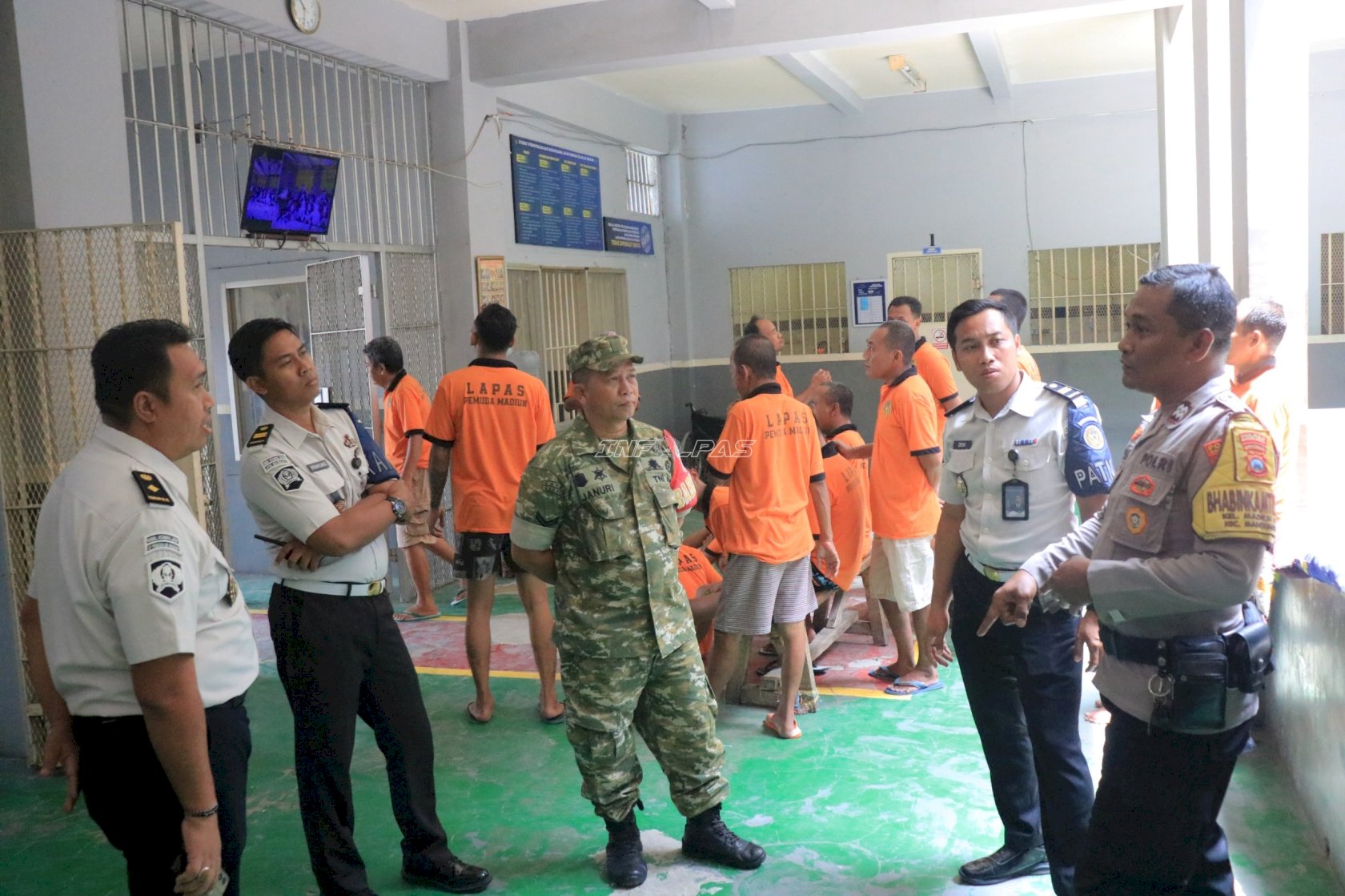 Tilik Sambang TNI-Polri, Lapas Pemuda Madiun Perkuat Sinergi Pengamanan