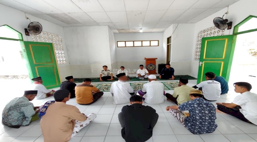 Gelar Pembinaan Kerohanian, Lapas Geser Gandeng KUA Seram Timur Sentuh Rohani Warga Binaan