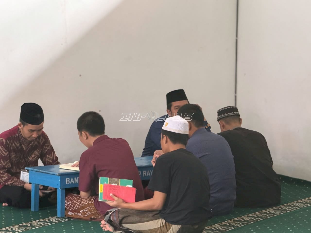 LPKA Palangka Raya Bina Kerohanian Anak Binaan melalui Pengajian Rutin