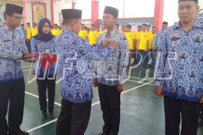 4 Petugas Rutan Batang Terima Penghargaan Satyalancana Karya Satya