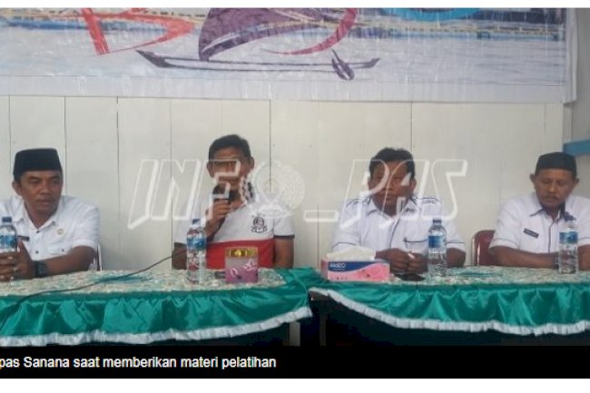 Kalapas Sanana Ajari Warga Desa Bajo Buat Kerajinan Tangan