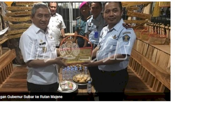 Kerajinan Anyaman Lidi Rutan Majene Dapat Perhatian Gubernur Sulbar