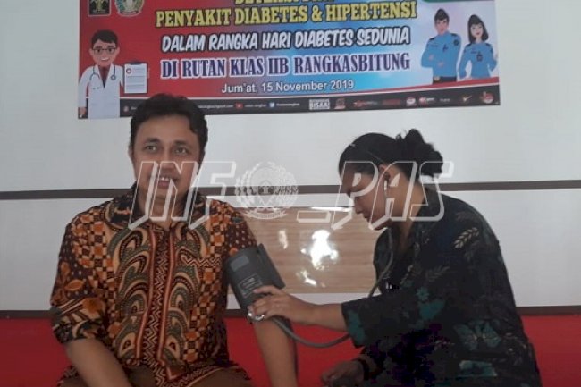 Tim Kesehatan Rutan Rangkasbitung Gelar Deteksi Dini Penyakit