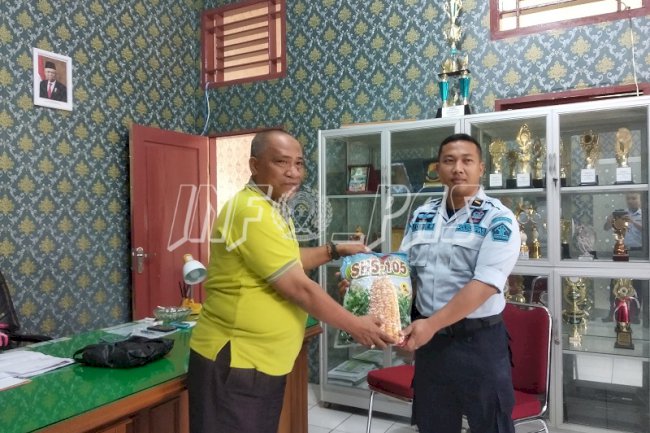 Lapas Sarolangun Dapat Bibit & Pinjaman Alat Penanam Jagung Dari Dinas TPHT