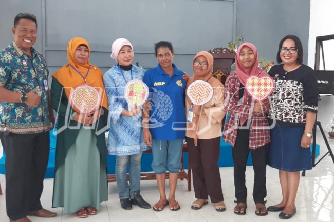 Kedatangan Kompas Amboina, Lapas Piru Dapat Tambahan Buku Perpustakaan