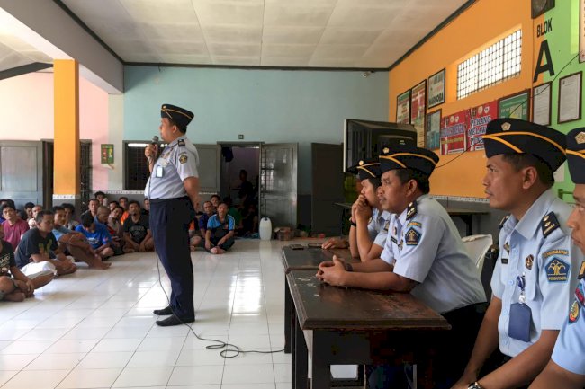 Sambangi WBP, Edi Sutrisno dan Suntoro Pamit Tinggalkan Lapas Tuban