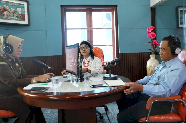 PK Bapas Yogyakarta Paparkan Peran Bapas Dalam Dialog RRI Yogyakarta