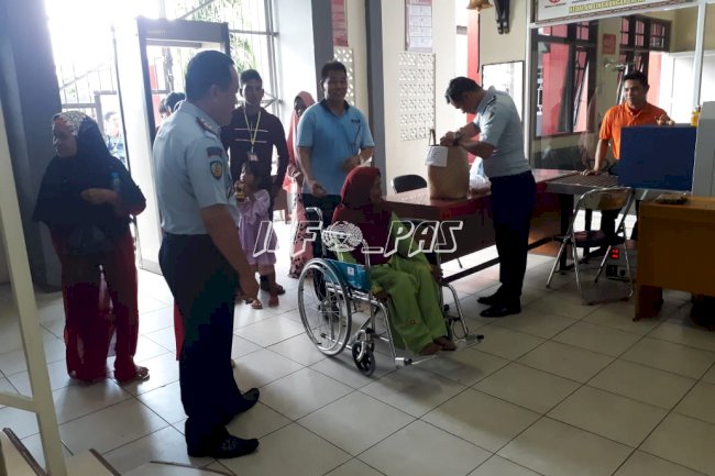 Lapas Palangka Raya Sediakan Fasilitas Bagi Pengunjung Lansia & Disabilitas