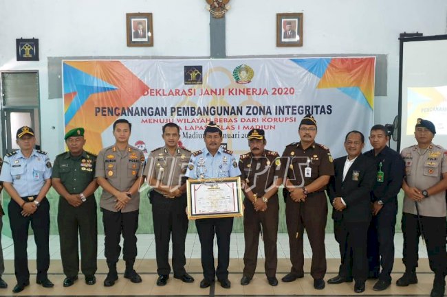 Lapas Kelas I Madiun Deklarasi Kinerja 2020 dan Pencanangan ZI WBK/WBBM
