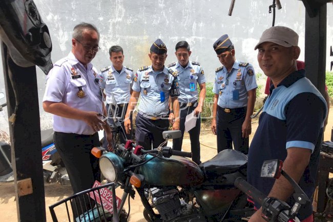 Kunjungi Rutan Mamuju, Direktur Bimkemas Motivasi Petugas dan WBP