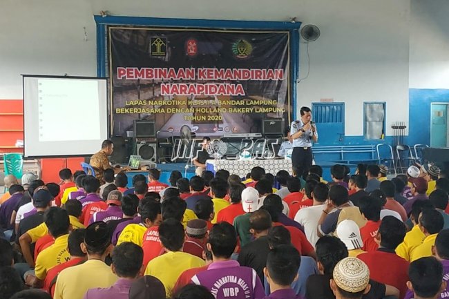 WBP LPN Bandar Lampung Belajar Pembuatan Roti & Kue