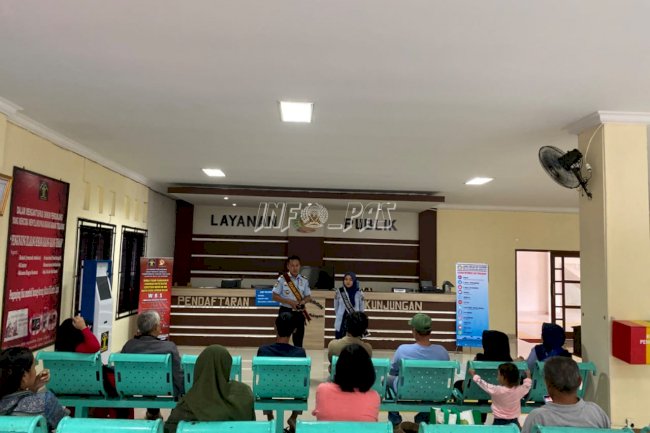  Lapas Cilegon Sosialisasikan Pembangunan ZI Menuju WBK Kepada Pengunjung Lapas