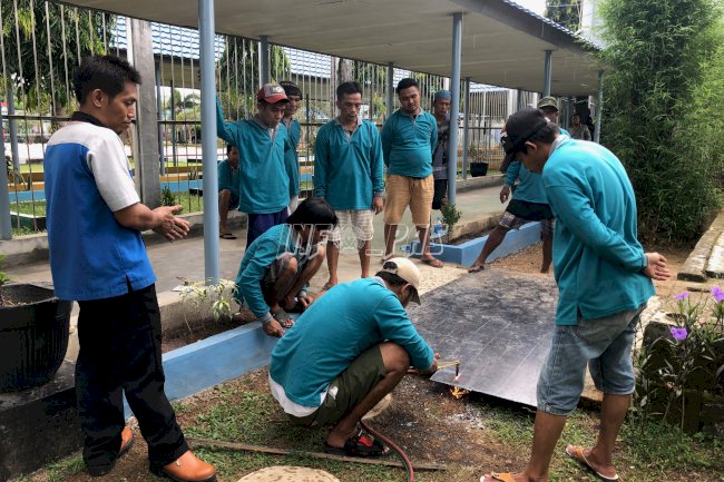 WBP LPN Karang Intan Belajar Pengelasan Listrik