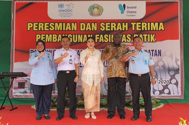 Plt. Dirjen PAS Resmikan Bangunan & Fasilitas Membatik di LPP Semarang