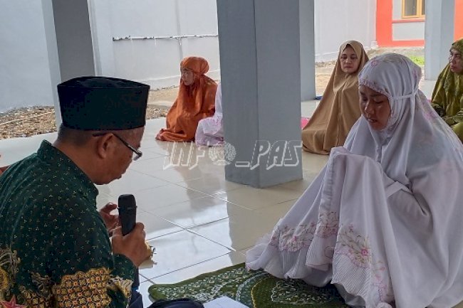 Jumat Berkah, Kadiv PAS Sultra Pandu WBP LPP Kendari Jadi Mualaf