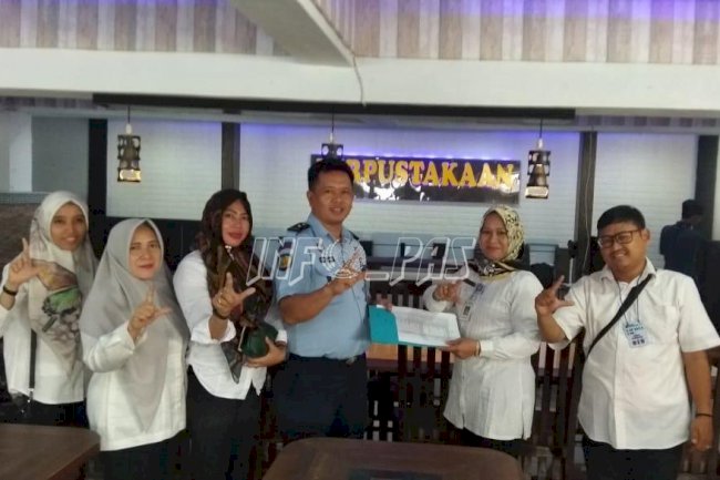 Perpustakaan Lapas Kelas I Tangerang Terima 200 Buku untuk WBP