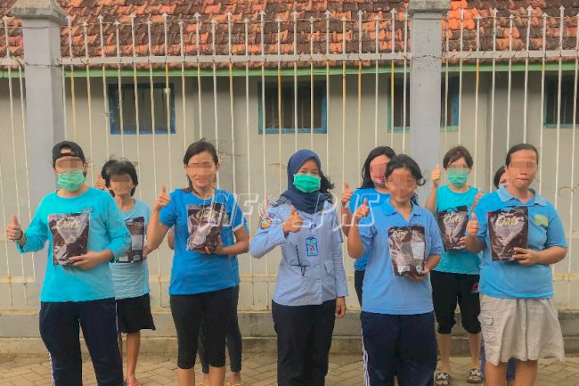 Lapas Kelas IIA Tangerang Dapat Bingkisan dari Yayasan Mahanaim
