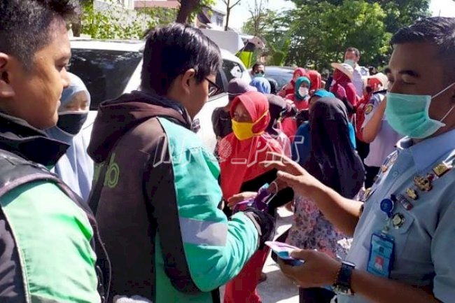 Lapas Malang Bagikan, Masker, Sembako, dan APD