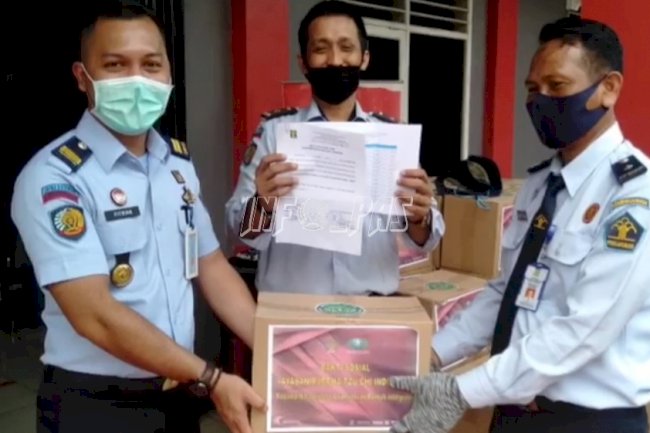 Bapas Tangerang Distribusikan Sembako  & Masker Untuk Klien Asimilasi
