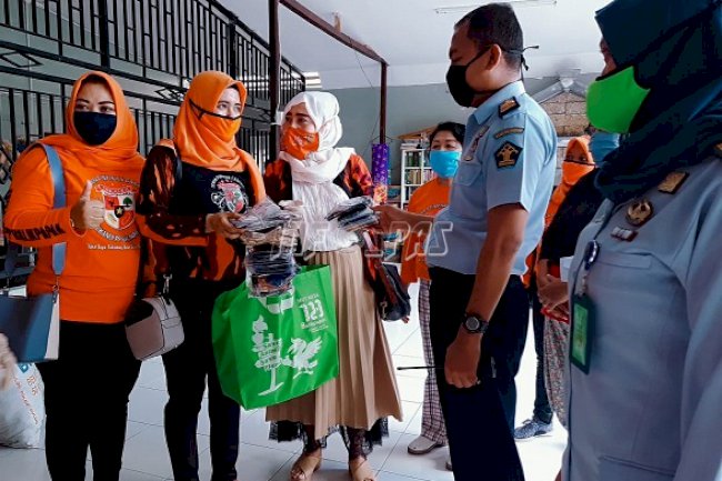 WBP Rutan Balikpapan Dapat Bantuan Masker & Takjil
