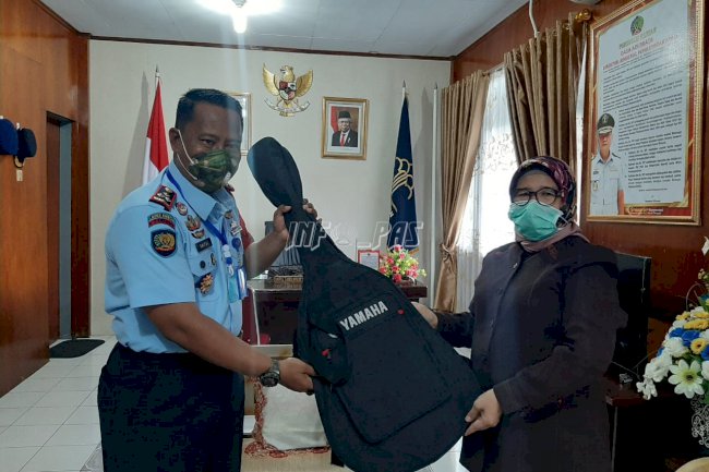 Tingkatkan Pembinaan, Lapas Ambon Terima Alat Musik Dari BRI Passo