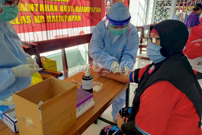 Petugas & WBP Rutan Balikpapan Jalani Rapid Test Pencegahan COVID-19