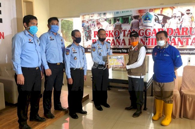 Rutan Bantaeng Salurkan Bantuan Bagi Korban Banjir