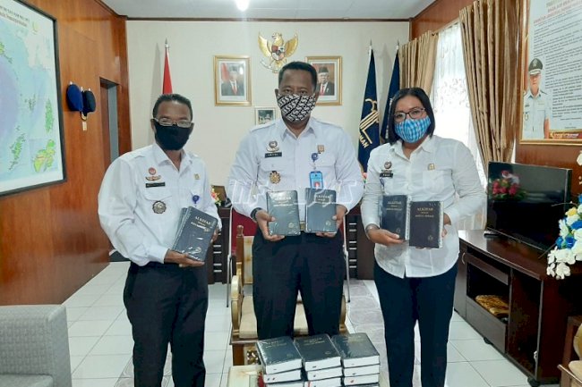 Lapas Ambon Terima 30 Alkitab Bagi WBP Kristiani