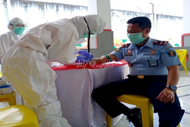 Petugas & WBP Rutan Manado Ikuti Rapid Test COVID-19