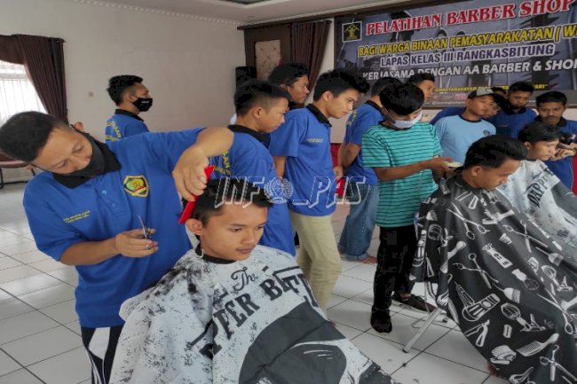 New Normal, WBP Lapas Rangkasbitung Ikuti Pelatihan Barber Shop