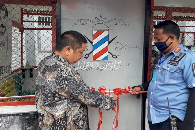 Unit Pangkas Rambut Lapas Ambon Resmi Berdiri