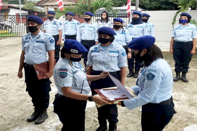 2 Petugas LPP Ambon Raih Penghargaan Petugas Teladan