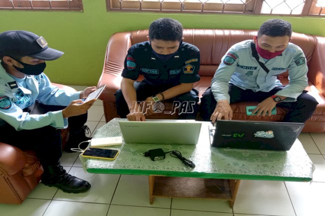 21 Tunas Muda Pengayoman Lapas Muara Teweh Ikuti Uji Kompetensi Online
