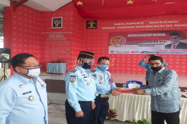 Wakil Ketua Komite I DPD RI Kunjungi Rutan Manado