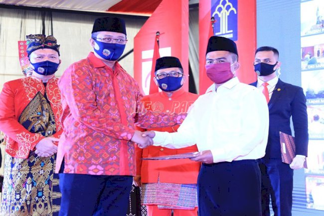 Gubernur NTB - Dirjen PAS Beri RU Narapidana & Anak di Lapas Mataram