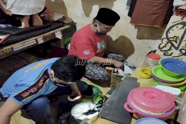 Petugas Rutan Bantaeng Geledah Blok & Kamar Hunian WBP