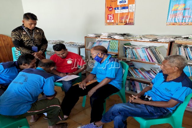 Belajar Bahasa Inggris di Balik Lapas Kupang