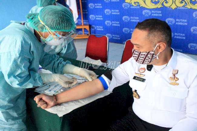 Cegah Penyebaran COVID-19, Petugas Rutan Ambon Jalani Rapid Test