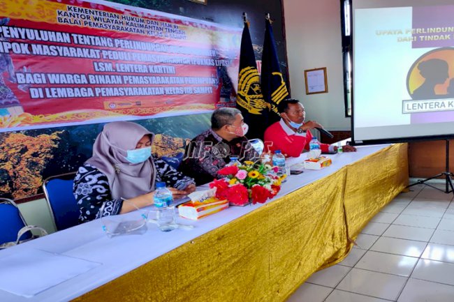 Bapas Sampit – LSM Lentera Kartini Gelar Penyuluhan bagi WBP Perempuan