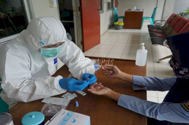 Petugas LPN Jakarta Ikuti Rapid Test COVID-19