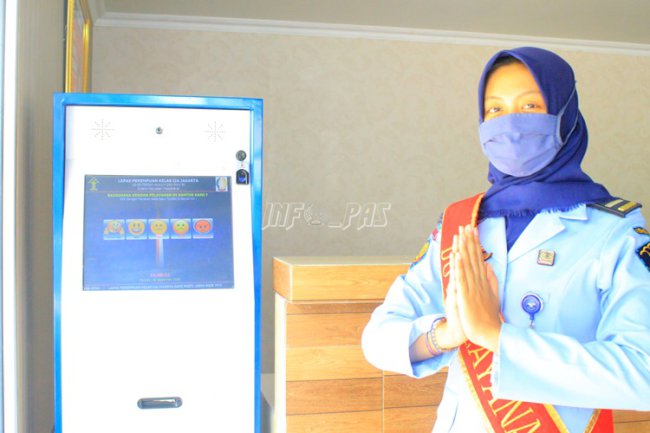 Duta Layanan LPP Jakarta Bantu Masyarakat di Tengah Pandemi