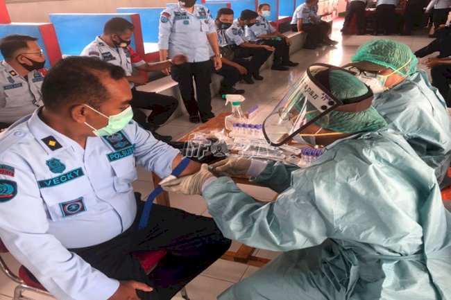 Lapas Ambon Gelar Rapid Test Bagi Seluruh Jajarannya