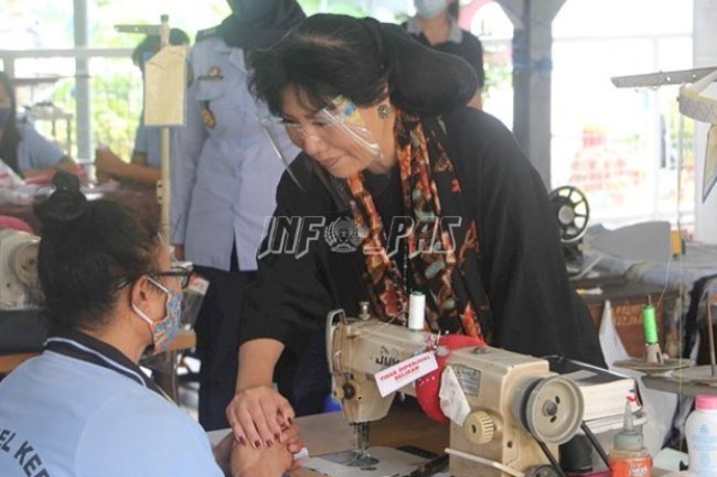 Anne Avantie Apresiasi Pembuatan APD oleh WBP LPP Semarang