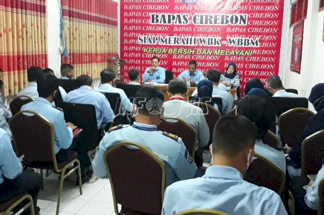 Plt. Kabapas Cirebon Ajak Jajaran dan Mitra Realisasikan Janji Kinerja