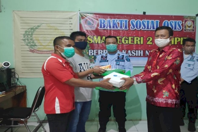 WBP Lapas Sampit Terima Bingkisan Natal