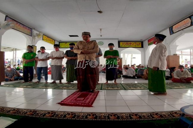 Praktik Salat Tingkatkan Kualitas Diri Santri Lapas Rangkasbitung 