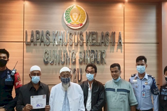 Abu Bakar Ba’asyir Bebas Murni
