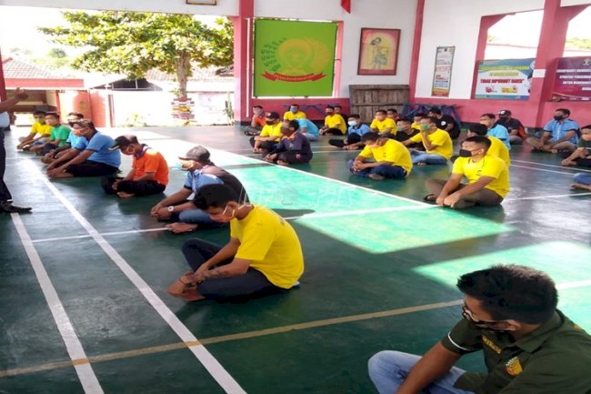 Karutan Batang Ajak WBP Tonton Film Motivasi