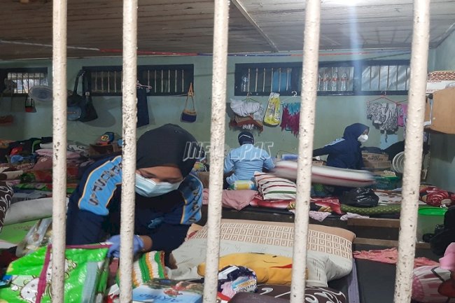 Jajaran Pengamanan LPP Manokwari Geledah Blok WBP